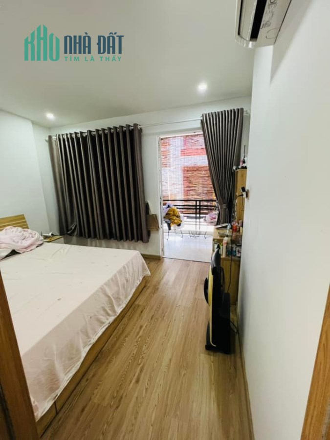 Chủ kẹt gửi bán nhà mới ở ngay, Nguyễn Thần Hiến, lô góc 2 mặt chỉ hơn 1 tỷ,Lh 0989149953.
