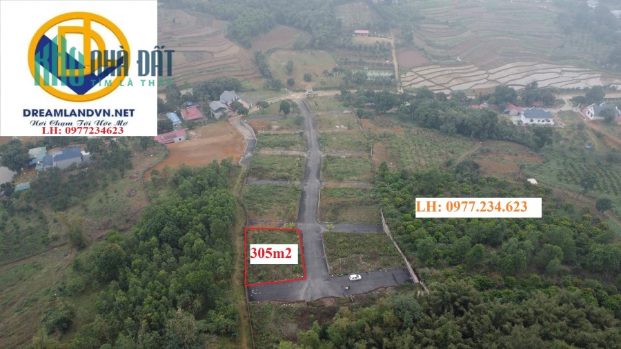 Bán gấp 305m2 3 mặt tiền view núi xã Phú Mãn, Quốc Oai giá 8,8tr/m. LH:0977234623