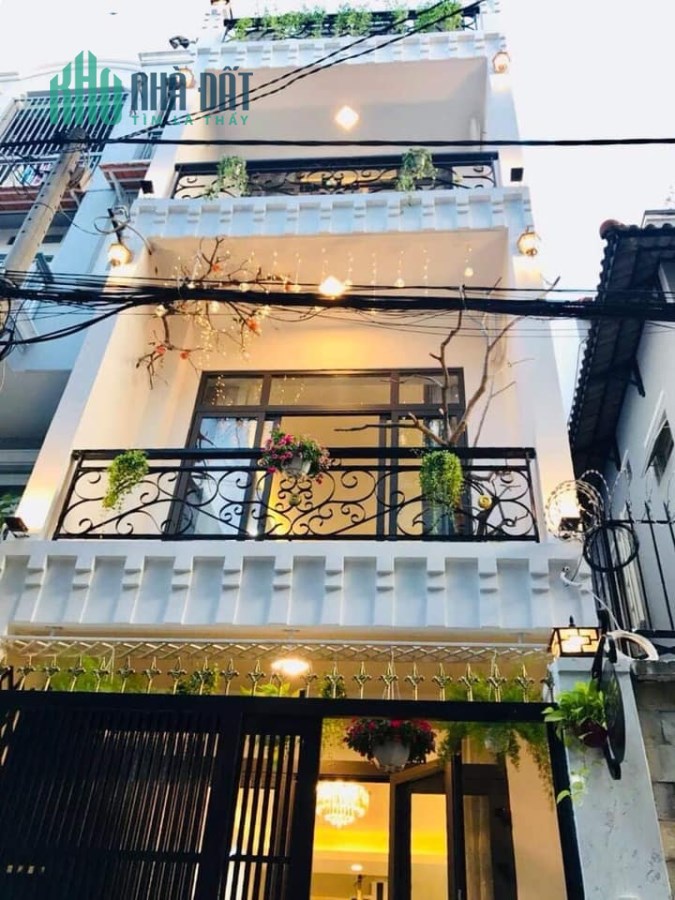 Bán nhà quận 1 đường Nguyễn Cư Trinh, Phường Nguyễn Cư Trinh Quận 1 Nằm ở vị trí đắc địa,