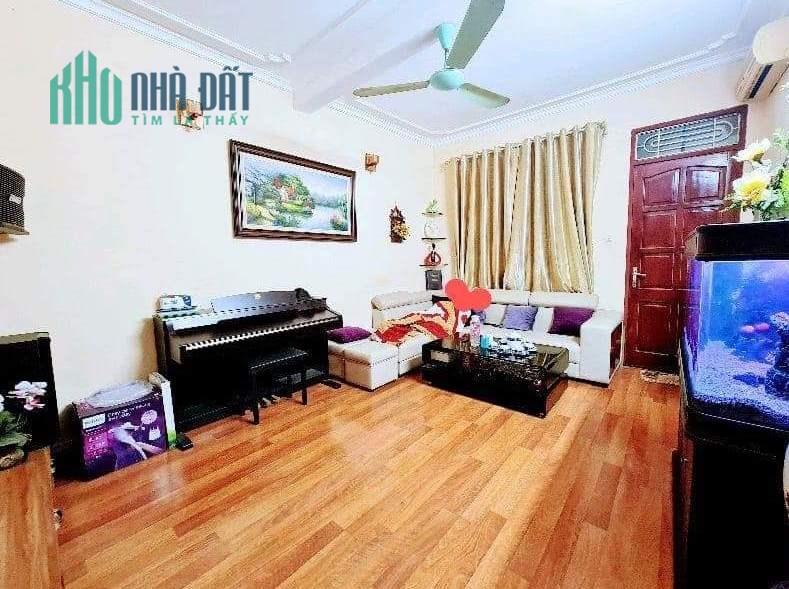 Tôi bán nhà liền kề TT1 TT2 Khu đô thị Văn Quán gần hồ Văn Quán 68m2 chỉ 7.48 tỷ. 0989626116