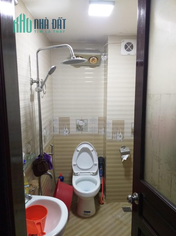 Bán nhà Định Công, Hoàng Mai: Ôtô tránh, Nhà đẹp, Lô góc, Nội thất, 40m2x5T, Nhỉnh 5 tỷ- 0975642942