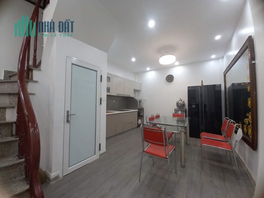 Bán nhà Định Công Thượng, Hoàng Mai, 40m x 5T, Ô tô