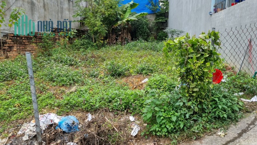 Cần bán lô đất ngay ngã 3 đường quốc lộ  Sông Hiến, Thành phố Cao Bằng, giá tốt
