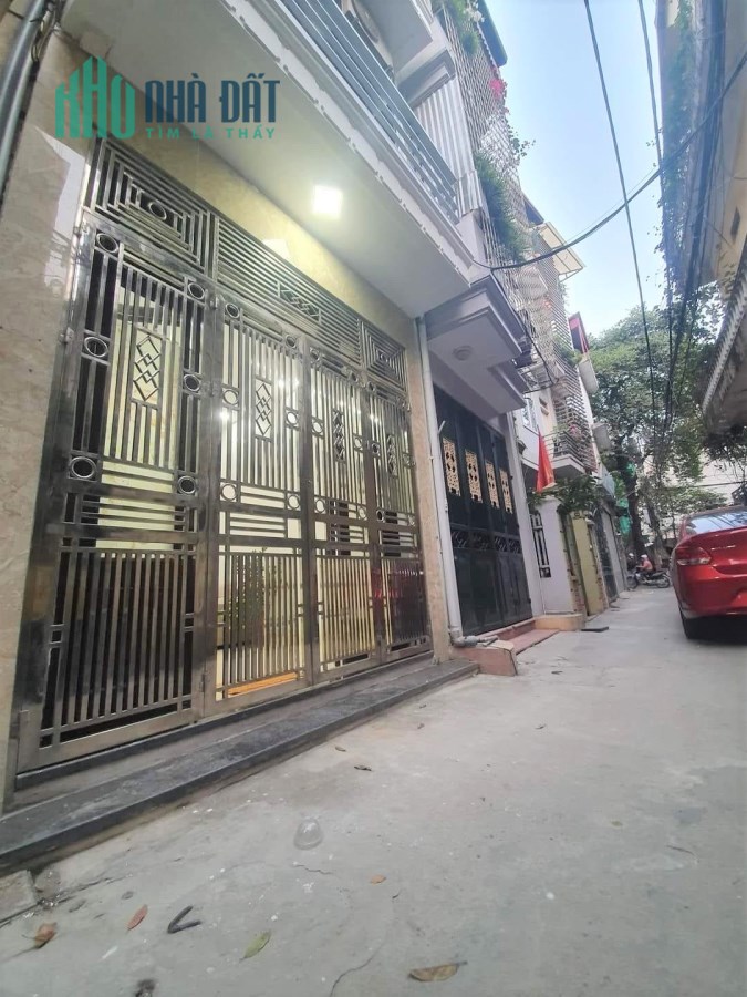 Bán Nhà Khương Đình 50m2*5 Tầng, Ô Tô Vào, Nhà 9 Phòng KN, Dòng Tiền 10 Năm x2 Tài Sản.