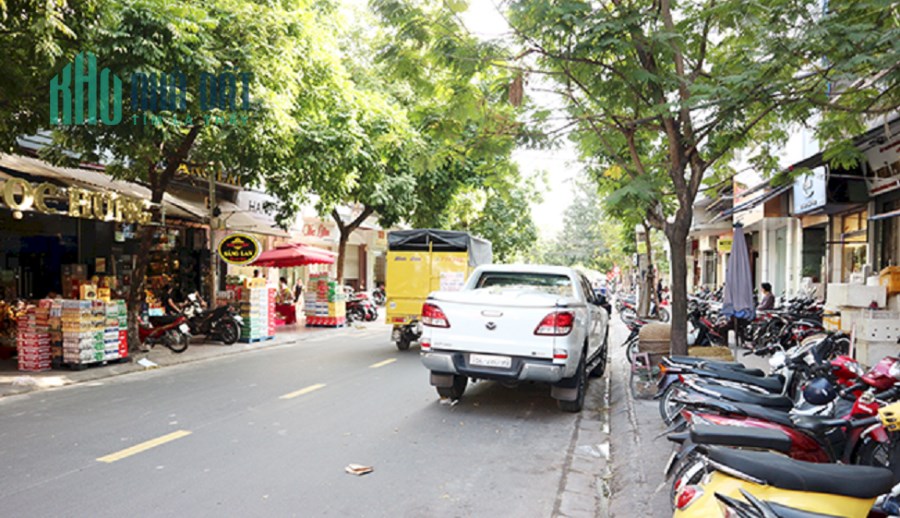 Nhà mặt đường Phan Bội Châu. Giá 12.8 tỷ