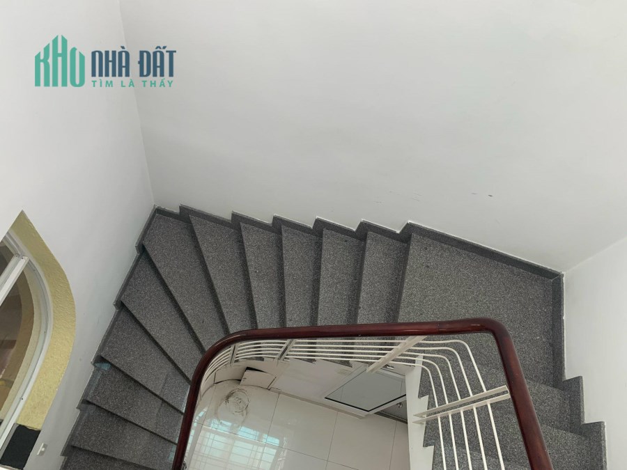 Chính chủ cần bán nhà đường kiệt Hoàng Diệu , 3 lầu quận Hải Châu