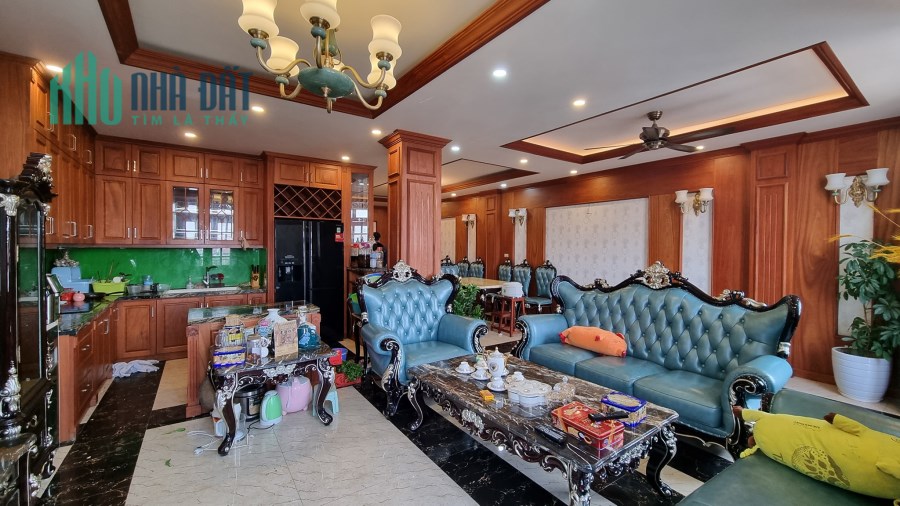 Mặt phố Hai Bà Trưng 200m2, 8 tầng, mt 7.2m ô tô tránh, viả hè, vừa ở vừa kinh doanh đỉnh 34.5 tỷ