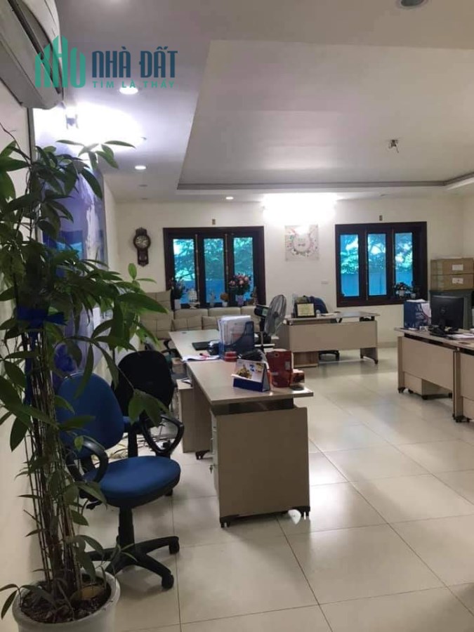Chủ cần bán gấp nhà mặt phố trung tâm Ba Đình, 86m2 x Mt 6.6m, 6T thang máy, vỉa hè rộng, KD sầm uất