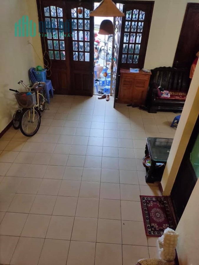 HIẾM NHÀ BÁN-VIEW HỒ TRÚC BẠCH-KINH DOANH-37M 4T 18TỶ MẶT PHỐ TRẤN VŨ BA ĐÌNH