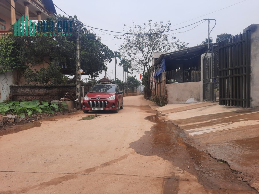 BÁN GẤP 190m2 full thổ cư xã Hòa Thạch cách DH09 chỉ 50m giá 13tr/m2. LH:0977234623