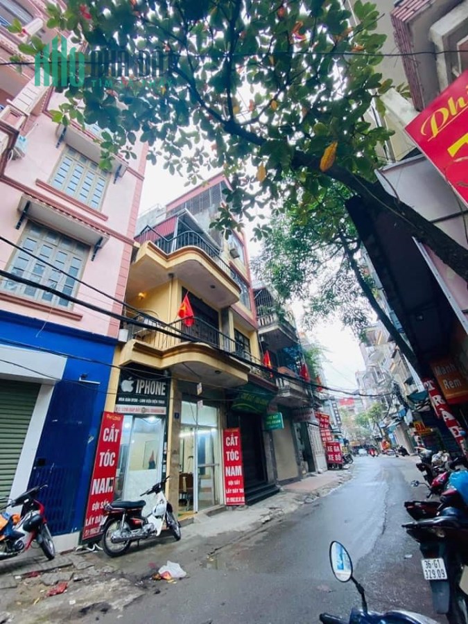 Bán nhà Giáp Bát, ngõ ôtô tránh, 49m2, 3 tầng chỉ 6 tỷ.