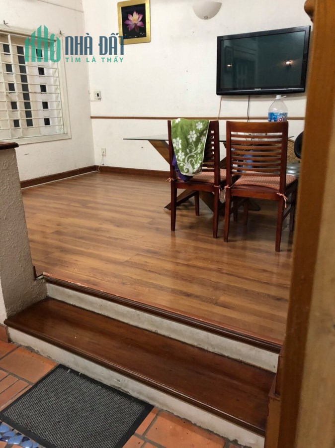 Tài chính 3 tỷ có ngay nhà rộng 58,6m2, không quy hoạch, gần Xóm Chiếu,quận 4,lh 0989149953