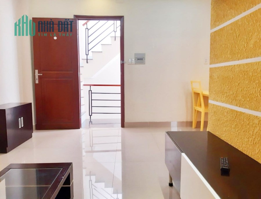 Hẻm 1 trục cho thuê 10tr/tháng, HXH gần, Tôn Thất Thuyết,quận 4,lh 0989149953.