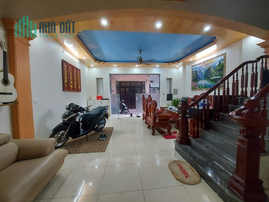Bán nhà mặt tiền kinh doanh cực đỉnh đường 30 Tháng 4, Tân Phú, 146m2, ngang bề thế 6m, 15.5 tỷ.