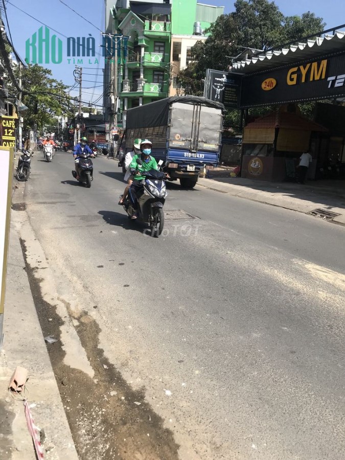 nhà Mặt tiền giá quá rẻ ,vị trí đẹp , chính chủ