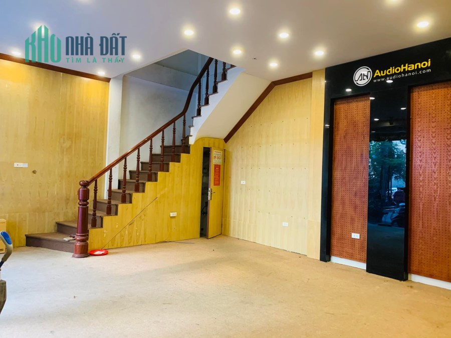 MẶT PHỐ-VỈA HÈ-MẶT TIỀN RỘNG-LÊ NGỌC HÂN QUẬN HAI BÀ-54M 5T 32TỶ-KINH DOANH