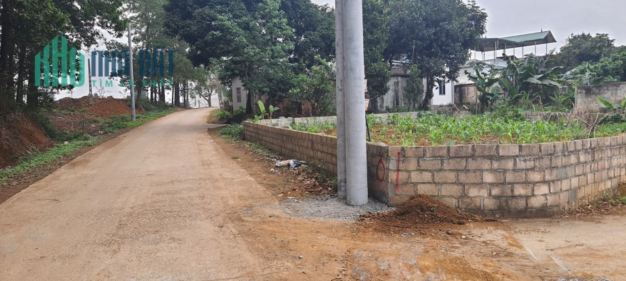 Chính chủ cần tiền bán gấp lô đất 237m2 tại Hòa Thạch , Quốc Oai.