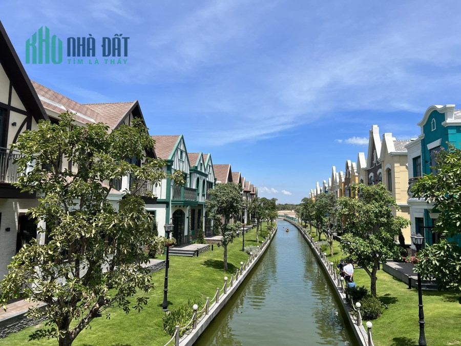 Biệt thự biển mang phong cách miền nhiệt đới tropicana thuộc tổ hợp nghỉ dưỡng
