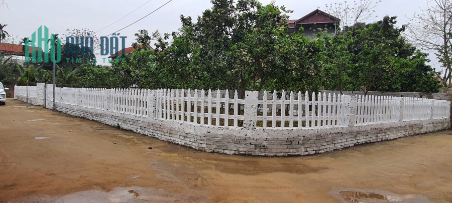 Bán gấp đất 3 mặt tiền ngay trục DH09 xã Hòa Thạch , Quốc Oai . S 440m2