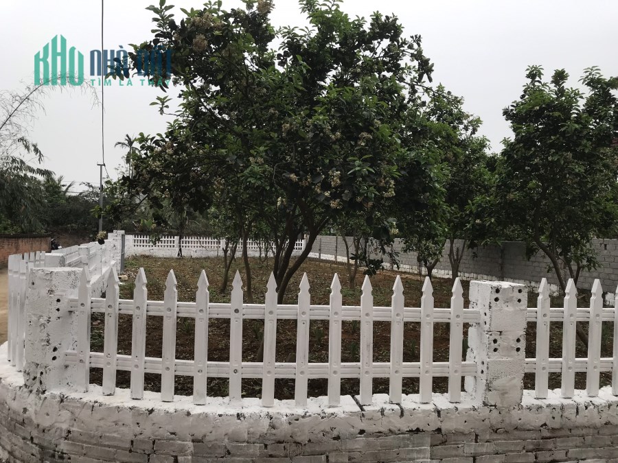Do cần tiền gấp nên muốn ra hàng nhanh lô 453m2 đất xã Hòa Thạch , sát trục DH09