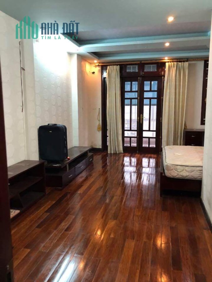 Chung cư 46 Lê Văn Lương  DT 65m2, đủ đồ, bán 2.45 tỷ.
