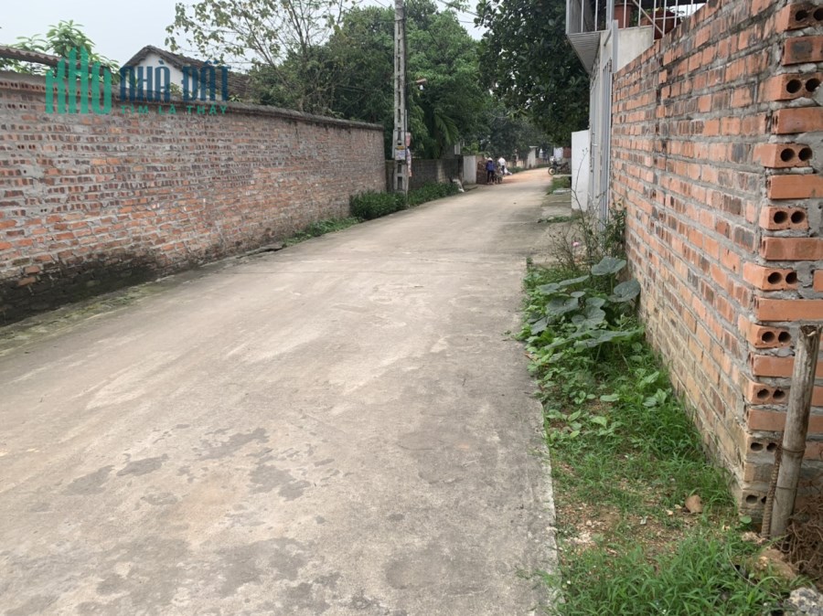 Bán đất phân lô Ngoại Trạch, Tam Hợp, Bình Xuyên 100m2, giá: 1,3x Tỷ.Liên hệ: 0986.454.393