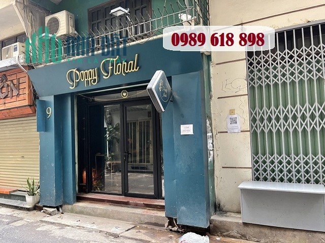Chính chủ cho thuê nhà làm cửa hàng và ở đẹp ngay bệnh viện Việt Đức, 15tr; 0989618898