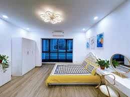 Bán gấp CHTT tầng 1 Mai Động giá 3tỷ, DT 45m2,MT8m  oto đỗ, SĐCC