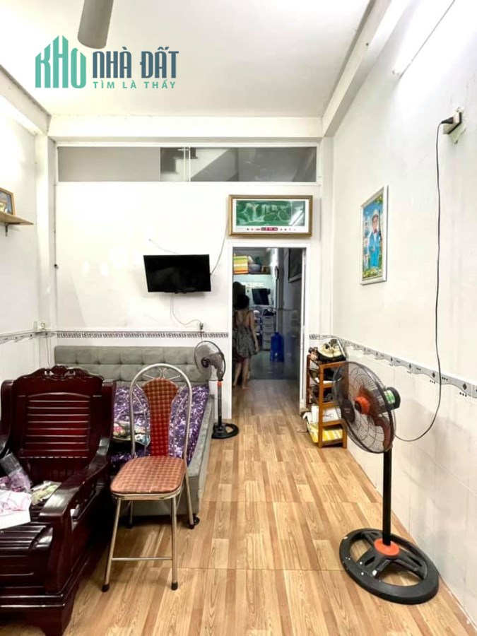 Mặt tiền giá rẻ Nguyễn Lộ Trạch, Tân Phú, 84m2 chỉ nhỉnh 6 tỷ.
