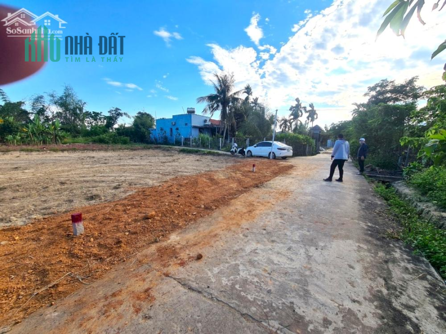 Cần bán nhanh lô đất đường 4m giáp Hòa Tiến đường