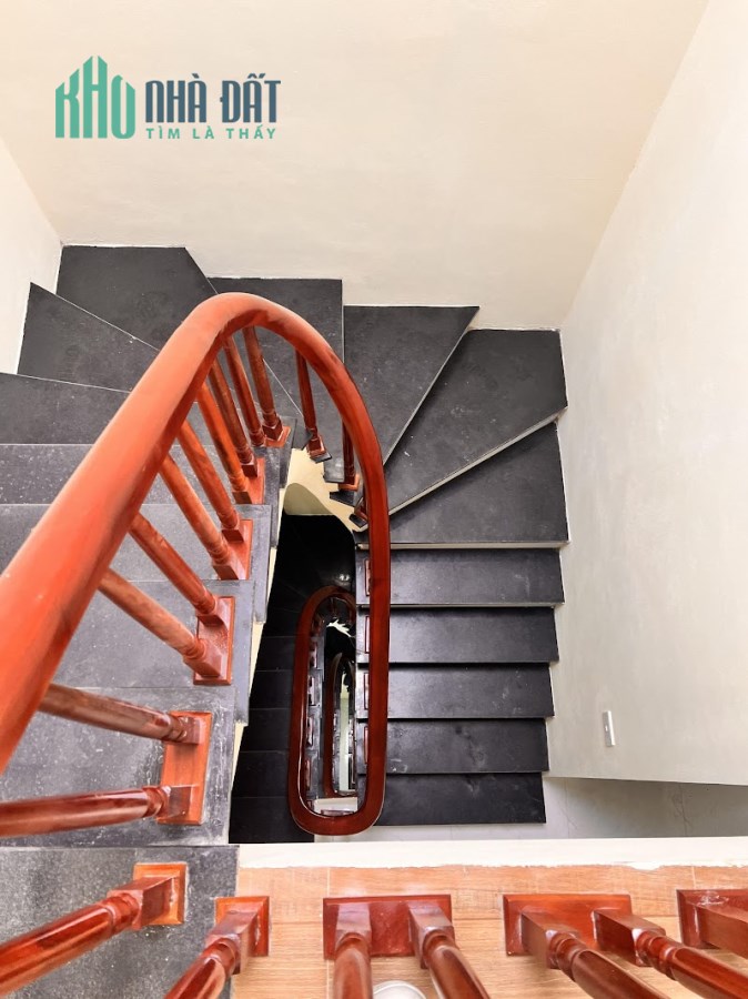 Chính Chủ Cần Bán Nhà Phan Đình Giót HĐ, Nhà Mới Đẹp long lanh DT: 40m2, Giá 3,4 tỷ, LH: 0963685933.
