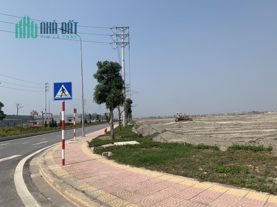Lô đất 2.8ha KCN Hoà Phú Bắc Giang-lô góc 3 mặt tiền, đất bàn giao ngay. LH 0988 457 392