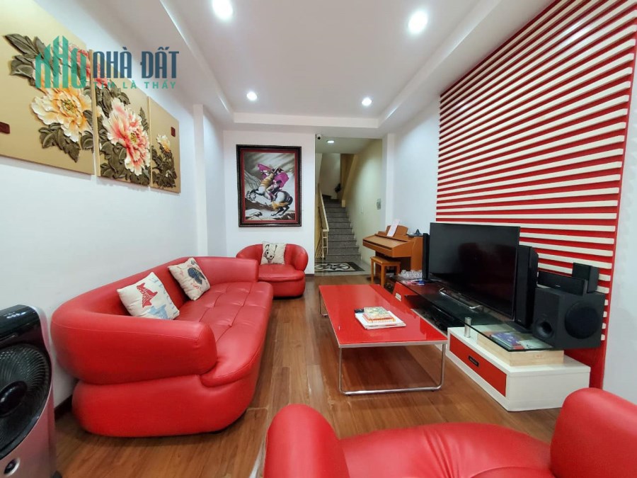Bán nhà 360 Xã Đàn – Kinh doanh – Ôtô tránh – Vỉa hè, 52m2 x5T, thoáng 2 mặt, giá 12.5 tỷ.0969693855
