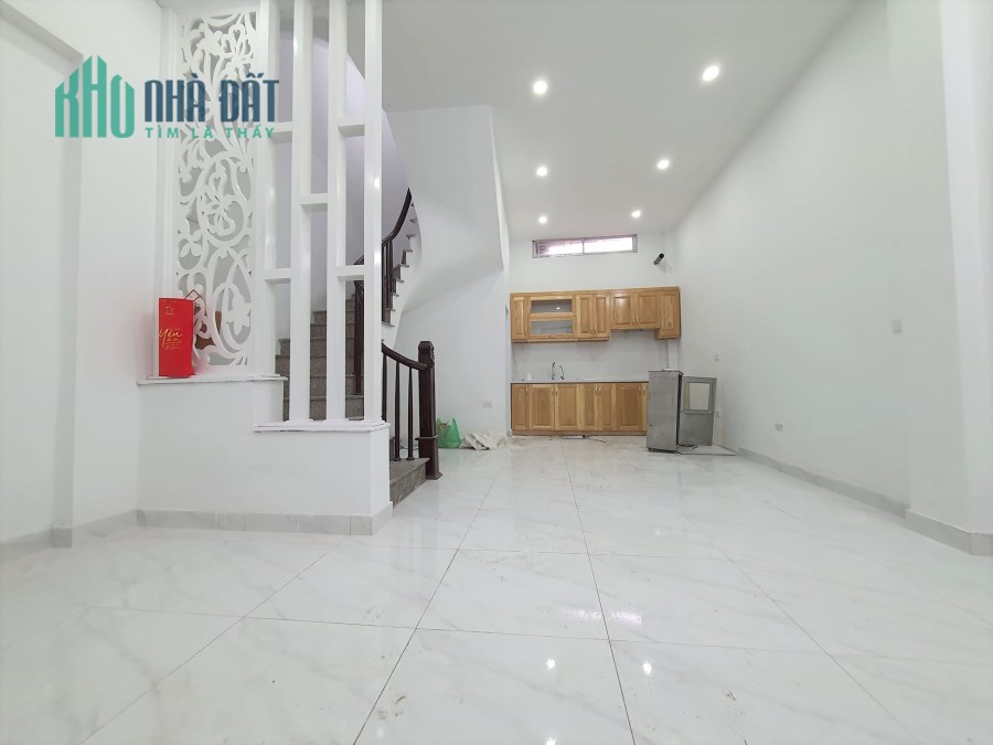 Bán Nhà Khương Đình 45m2*4 Tầng*4m Mặt Tiền, Nhà Mới Đẹp, 2 Mặt Thoáng, Gần Phố.