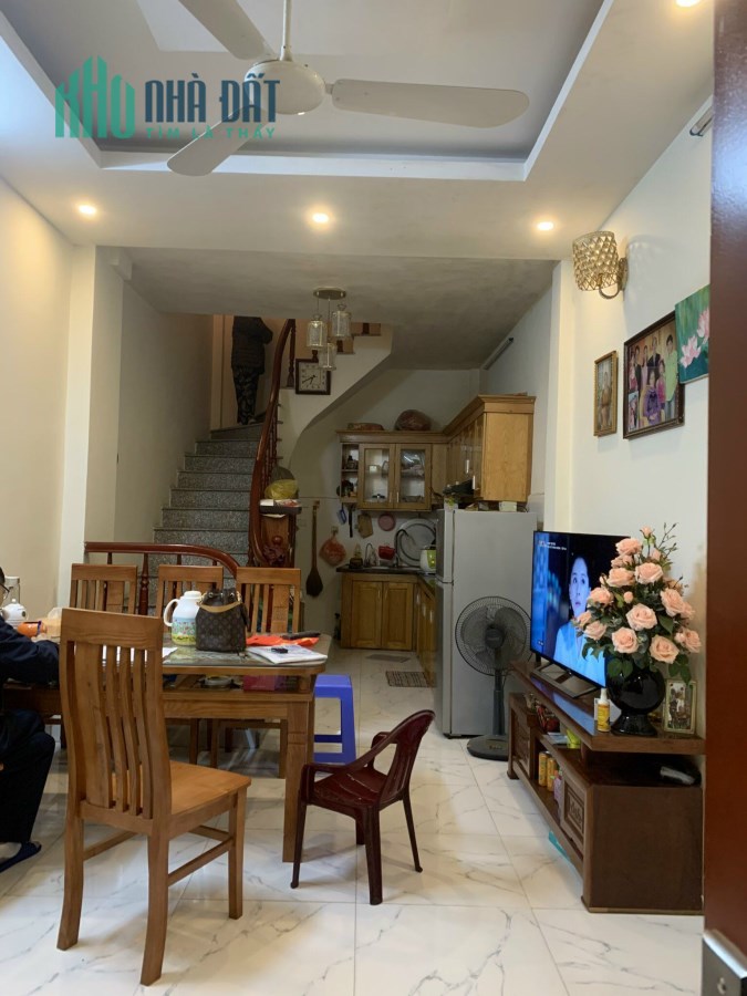 Bán Nhà 5 Tầng Phố Lụa Vạn Phúc, Hà Đông, Hà Nội.