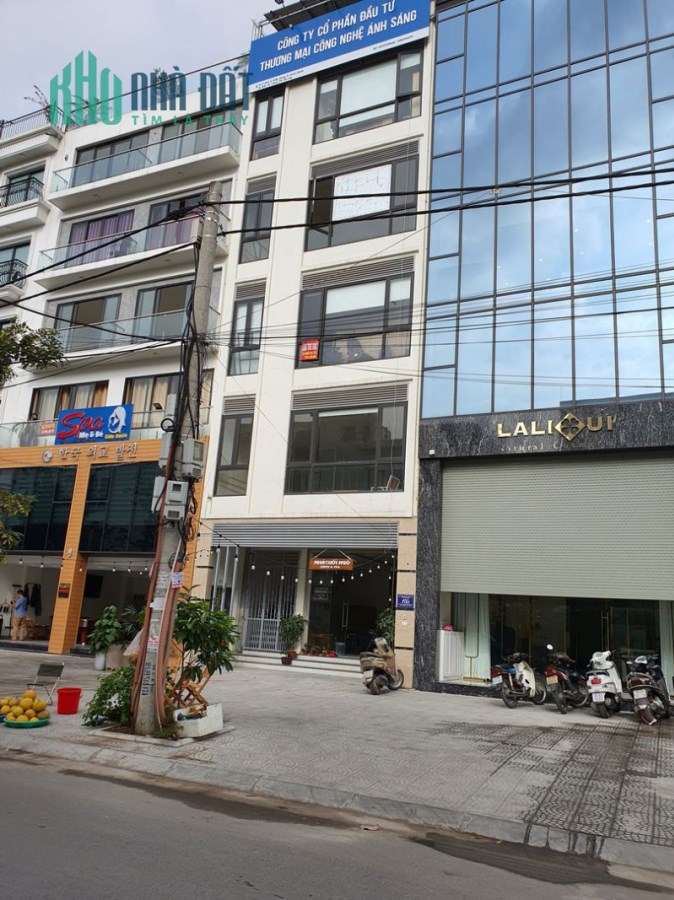 BÁN NHÀ CẦU GIẤY, NHỈNH 30 TỶ, LÔ GÓC, 120M2*7, MP HOÀNG QUỐC VIỆT, DÒNG TIỀN 120 TR, 3 THOÁNG