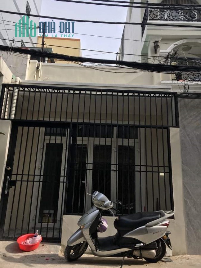 Bán nhà HXH thông Lạc Long Quân, Tân Bình, gần UBND phường, 49m2, chỉ 6 tỷ thương lượng.