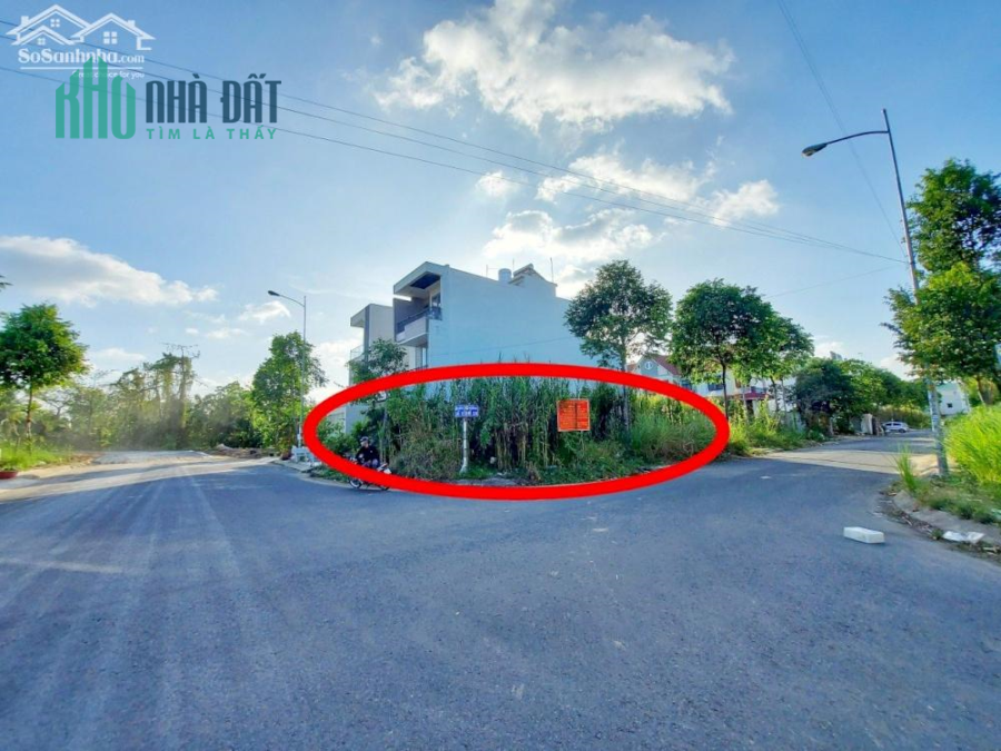 BÁN Nền Biệt Thự Góc 2 Mặt Tiền Ngay Công Viên KDC Hồng Phát Cần Thơ