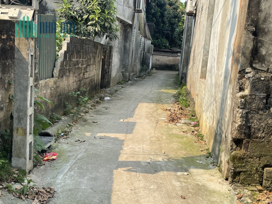 -Bán mảnh đất khu Xuân Mai, tt Xuân Mai, Chương Mỹ HN.