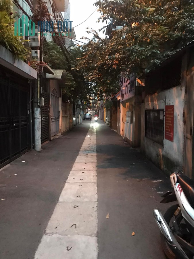 Bán đất phố Nguyễn Viết Xuân, Thanh Xuân: DT 194m2; MT 6,6m. Giá 27 tỷ