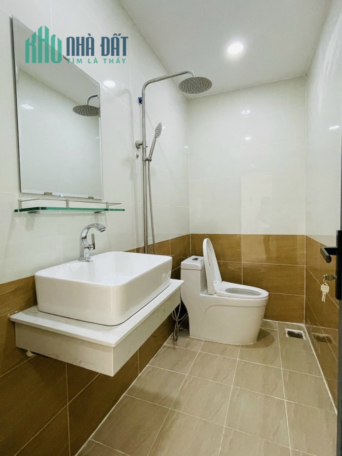 CHỦ GẤP BÁN, HẠ CHÀO 1,5 TỶ, GIÁ CHÀO MỚI 9 TỶ