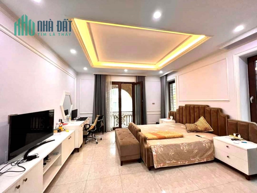 Bán nhà đẹp, căn góc Huỳnh Thúc Kháng, ô tô, 45m2, 5 tầng, MT 4.5m,  9.9 tỷ; LH 0898599969