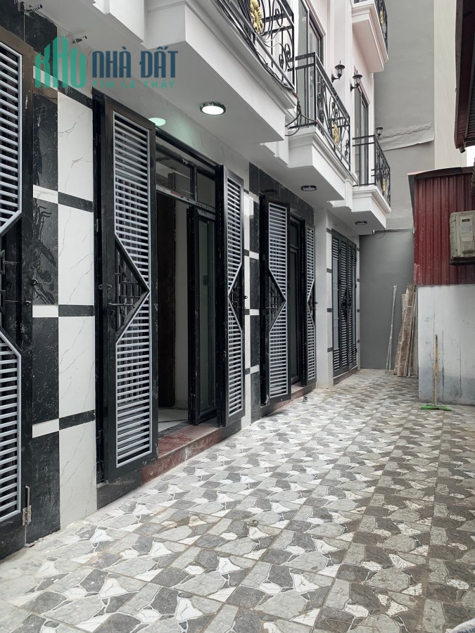 SIÊU HOT!  Nhà mới phố Giáp Nhị -  30m2 x 5 tầng - NHỈNH 3 TỶ.