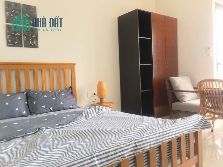 Hàng hiếm giá rẻ, 98,6m2, ô tô tránh nhau, 4 tầng, quận 7, phường Phú Thuận,lh 0989149953