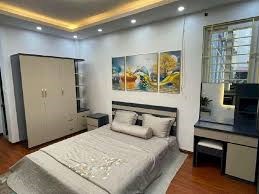 Cần bán gấp nhà ngõ 33 Văn Cao giá 5,05 tỷ, 45mx4T, đẹp, NT cao cấp