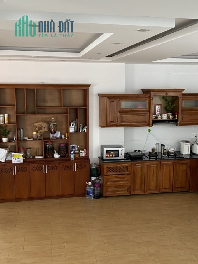 Cần bán căn nhà đẹp 3,5 tầng mê,kiệt trước nhà 4m đường Lê Duẩn,Đà Nẵng.