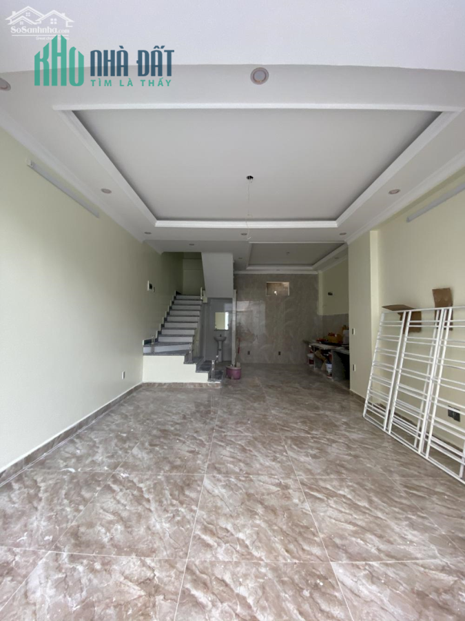 Bán nhà phố Thiên Lôi gần chợ Đôn Niệm