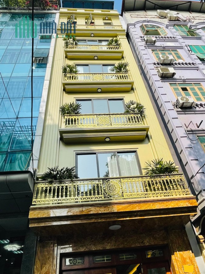 Bán Nhà  Hoàng Quốc Việt, Cầu Giấy,ô tô tránh,kinh doanh, thang máy, 82m2, 7T, mặt tiền 5m