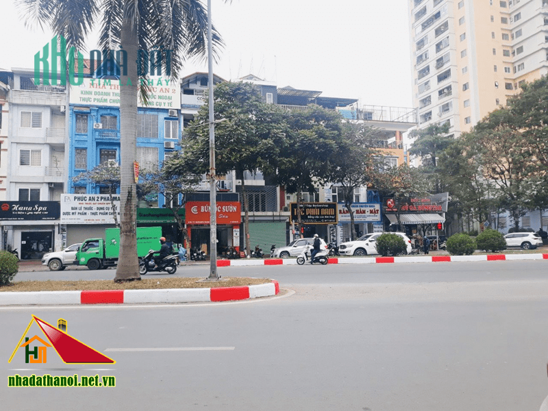 Chính chủ bán nhà mặt đường Nguyễn Khuyến, Quận Hà Đông, Hà Nội