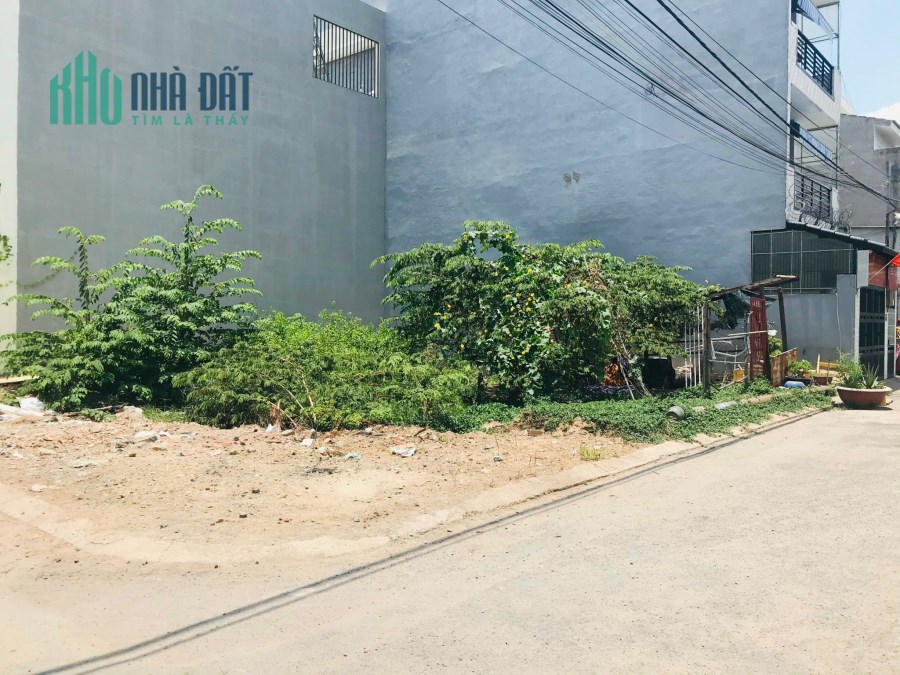 Lô góc 2 mặt tiền hẻm 12 đường 339 phước long B, diện tích 158m vị trí đẹp